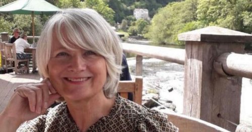 Family devastated as mum dies three months after 'out of the blue' diagnosis