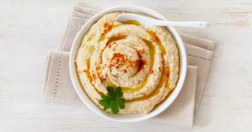 Mary Berry's five-minute hummus recipe that is perfect for summer picnics