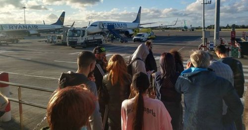 Ryanair flight delayed for hours after ‘cracked toilet pipe’ causes travel chaos