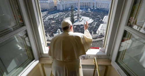 Five surprising things that happen after the Pope's death including destroying ring