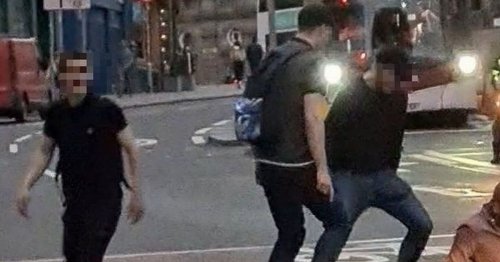 Two men assaulted and robbed in unprovoked street attack in Edinburgh