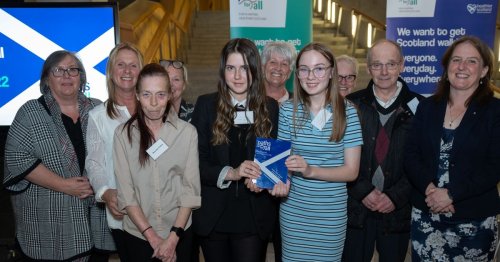 Lanarkshire village group win prestigious national award from Paths for All