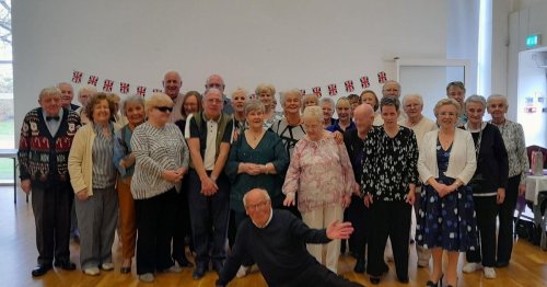 Wishaw seniors group enjoys late festive lunch marking Queen's Platinum Jubilee