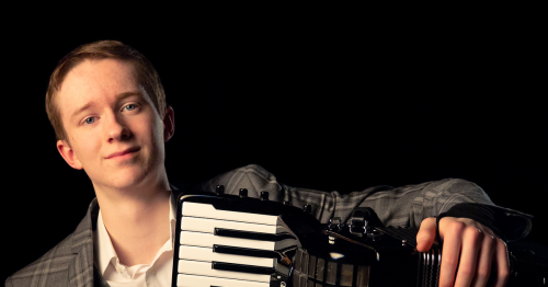 Don't miss ‘Accordionist fit for a King’ at West Lothian show