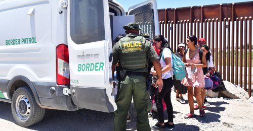 Senate Republicans‘ Report Condemns 'Biden’s Border Crisis'