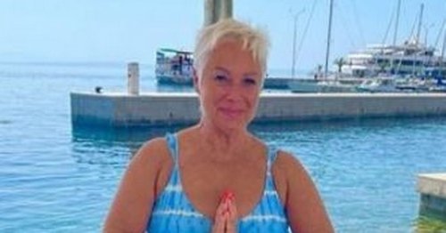 Loose Women's Denise Welch looks sensational as she parades curves in swimsuit