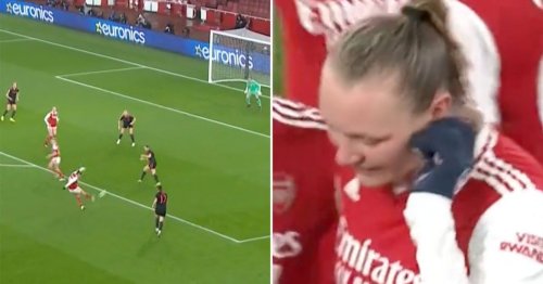 Arsenal star scores screamer before team-mate 'tells her to remove jewellery'