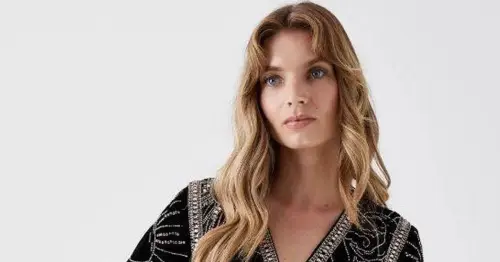 Debenhams shoppers 'feel amazing' in £199 Coast dress now reduced to £55