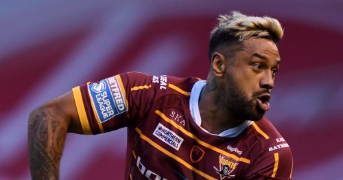 Huddersfield rugby star Edwards banned for putting finger up opponent's bum