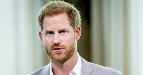 Prince Harry 'scrambled' to tell royals about book 'moments' before announcement