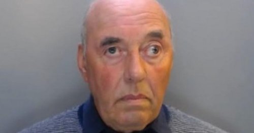 paedo-pensioner-caught-giving-sweets-to-kids-shortly-after-getting-out