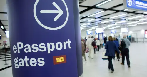 Airport queues could be thing of past as UK seeks deal to let Brits use EU gates