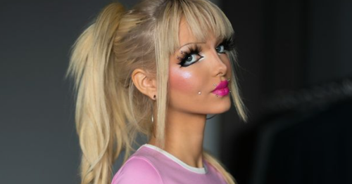 Teen Gets Extreme Plastic Surgery To Look Like Doll – Including Two