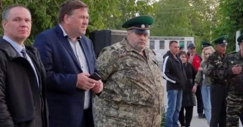 Obese Russian general, 67, called up to fight as Putin 'scrapes the barrel'