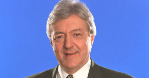 ITV legend Bob Hall dies as 'shocked' stars pay tribute to 'terrific' presenter