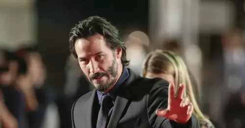 Keanu Reeves Makes Professional Racing Debut And Spins Off The Track In Toyota Gr Cup Flipboard 6541