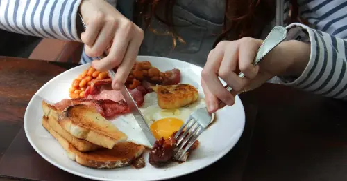 British fry-up in danger of dying out as youngsters turn backs on tasty brekkie