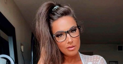 Nurse Who Was Forced To Quit Her Job After Being Outed As An Onlyfans Star Reveals She S Earned