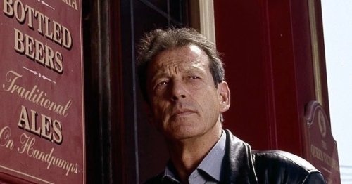 EastEnders legend Leslie Grantham ‘haunting’ old jail where he served time for murder