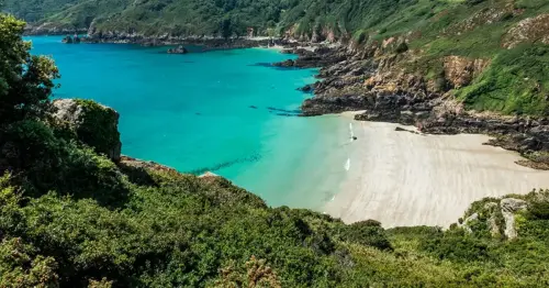 Gorgeous island just an hour from UK that's 'like the Bahamas' with £50 flights