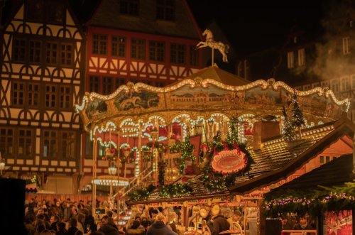 Les meilleurs marchés de Noël à découvrir en Europe cet hiver