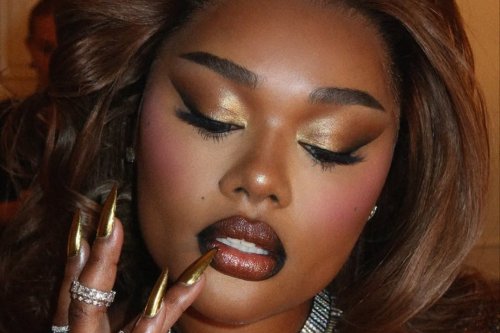 Why make-up artist Sophia Sinot keeps going viral