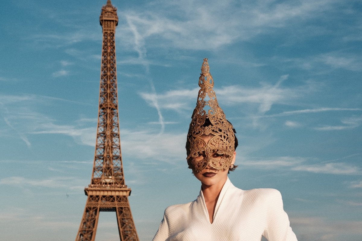 Breaking: Zendaya tries to impress Eiffel Tower trade