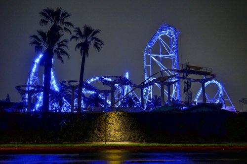 Knott’s Berry Farm Roasts Rival Disneyland With Staged Fire During Halloween Show