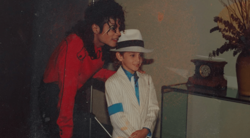 ‘Leaving Neverland 2’ Director Details Thousands Of Death Threats From Michael Jackson Fans