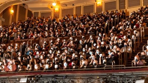 Broadway Extends Audience Mask Mandate Through June