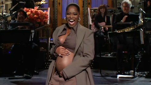 Keke Palmer Reveals In ‘SNL’ Monologue Laurence Fishburne Read Her “For Filth” & Flashes Baby Bump