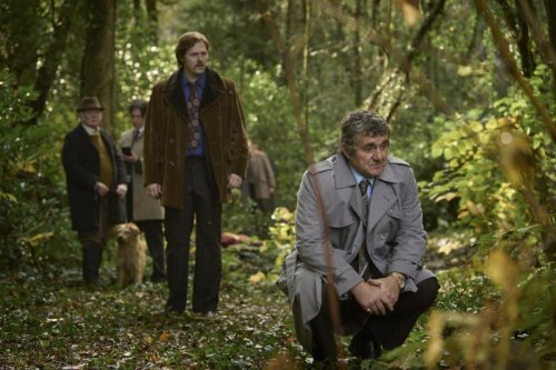 Stream It Or Skip It: ‘Steeltown Murders’ On Acorn TV, Where A Police Detective Investigates Three Murders In Both 1973 And When The Cases Are Reopened In 2002