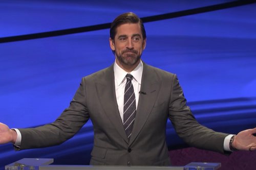 Aaron Rodgers Is Stunned After ‘Jeopardy’ Contestants Stumped By Packers Clue