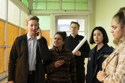 Stream It Or Skip It: ‘Deadloch’ On Prime Video, Where Two Very Different Cops Investigate Murders In A Tiny Tasmanian Town