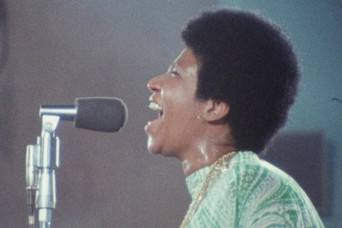 ‘Amazing Grace’ Shows Aretha Franklin At Her Peak Of Her Powers, Singing For A Higher Power