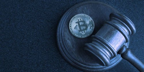 EEUU Presenta Cargos a Ciudadano por Enviar $10M en Bitcoin a un País Sancionado - Decrypt