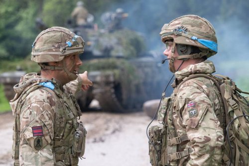 Britain vows to flow artillery, helicopters into Estonia