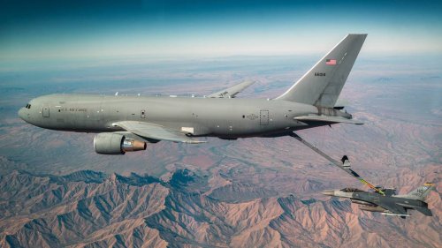 Air Force awards Boeing $2.3B contract for 15 more KC-46s