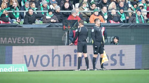 Diskussionen nach Füllkrug-Elfmeter - Werder im Glück? Strafstoß-Pfiff sorgt für Ärger im Wolfsburger Lager