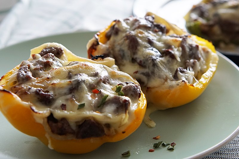 Keto Philly Cheesesteak Stuffed Peppers