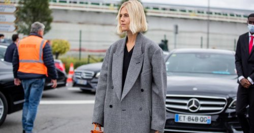 11 abrigos para llevar encima de una blazer al trabajo como las más fashionistas