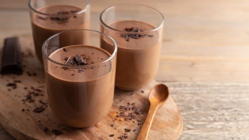La meilleure recette de mousse au chocolat sans sucre prête en 5 minutes
