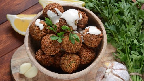 Direction le Liban avec ces falafels, c'est trop bon et c'est très simple à refaire à la maison !