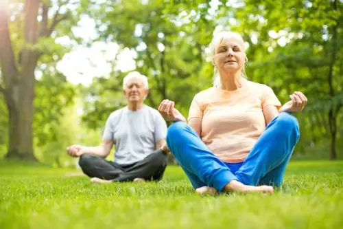 Healthy, Happy, & 60+—The Ultimate Retirement Wellness Guide 🏋️‍♂️