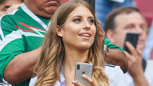 Cathy Hummels filmt ihre Wohnung: DAS ist ihr sichtlich peinlich