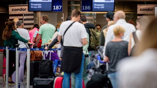 Flughafen Düsseldorf: Mitarbeiter am Ende – „Dieser Sommer ist der schlimmste“