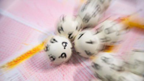 Lotto: Frau gewinnt 50 Millionen Euro – doch dann will jemand anderes an ihren Gewinn