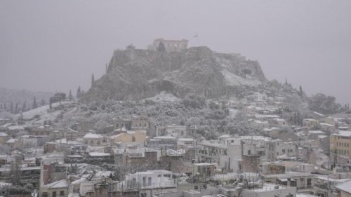 Schneechaos: Flüge in Athen und Istanbul abgesagt