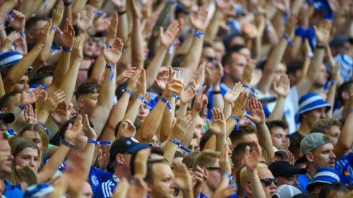 FC Schalke 04: Todkranker Fan hat letzten Wunsch – was dann passiert, rührt zu Tränen