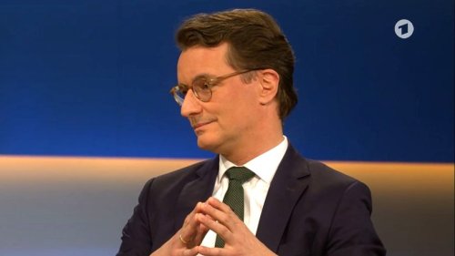 Anne Will (ARD): Hendrik Wüst nennt fragwürdige Begründung für Impfpflicht – sogar Moderatorin verwundert